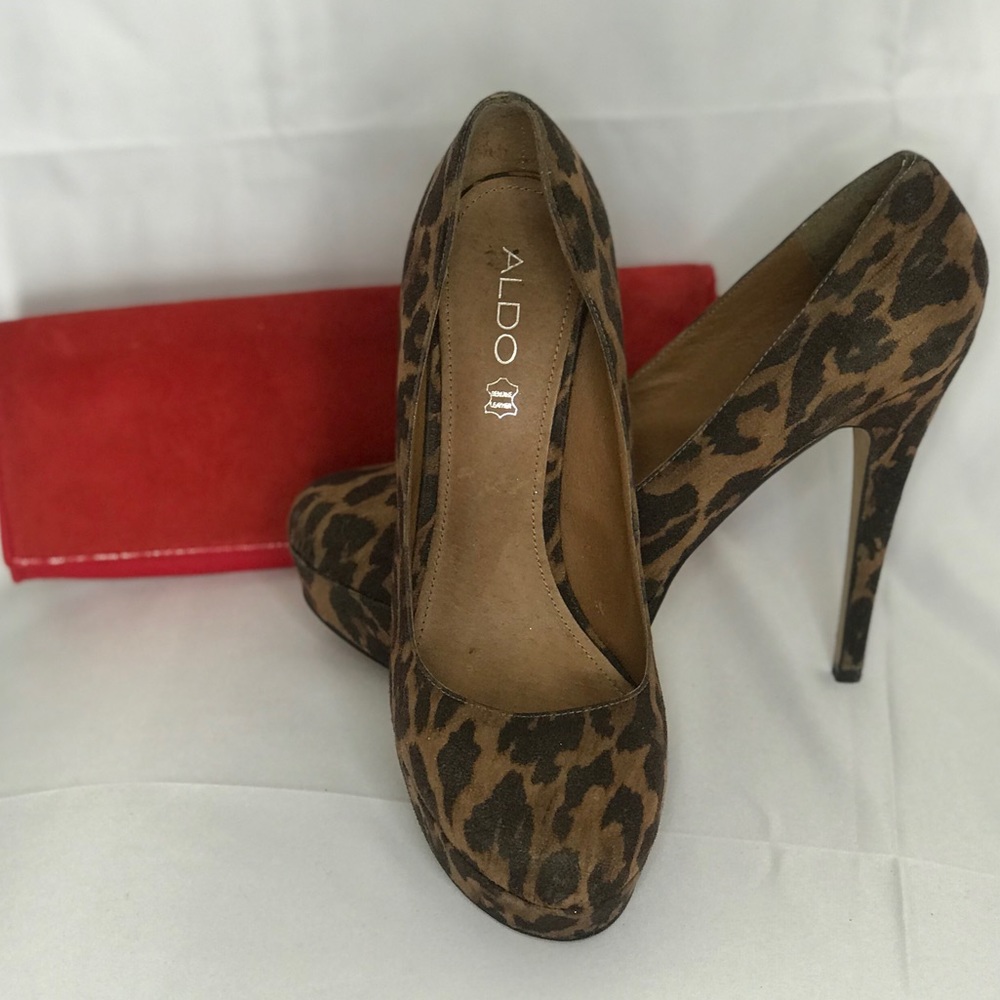 Worn Aldo Heels Size 11